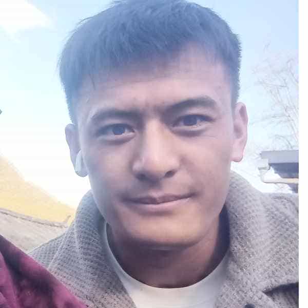 34岁岁云南单身帅哥 - 连云港吉缘网