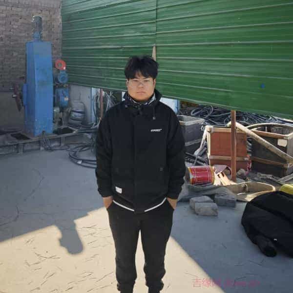 33岁岁河北单身帅哥 - 连云港吉缘网