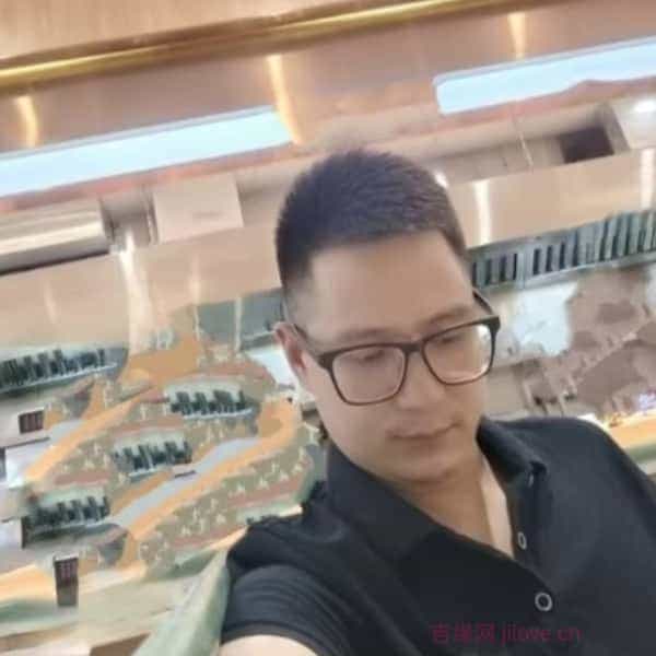 39岁岁湖北单身帅哥 - 连云港吉缘网